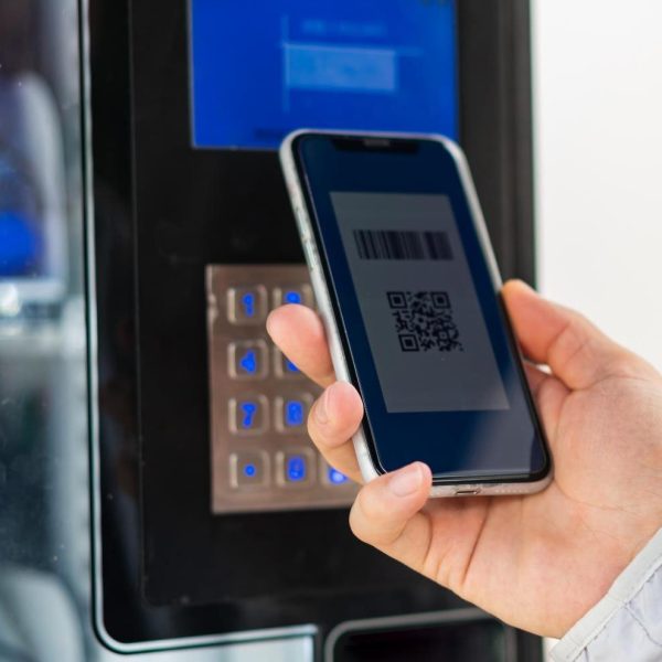 Equipo de Recepción de Pagos y emision de SIM Card3